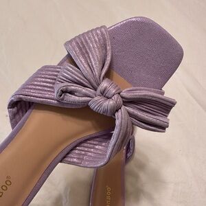 Women’s purple slides